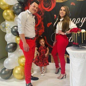 Meet your Posher, Avril any